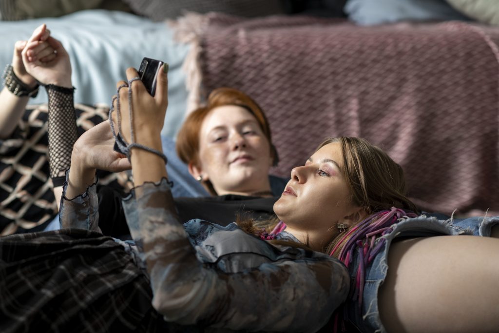 Why Amateur Content Remains the Most Watched and Most Trusted Category Online